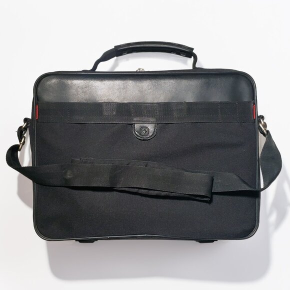 Wenger Swiss Gear Laptop Travel Carry On Briefcase Bag Notebook 16โ - Used - Picture 5 of 8